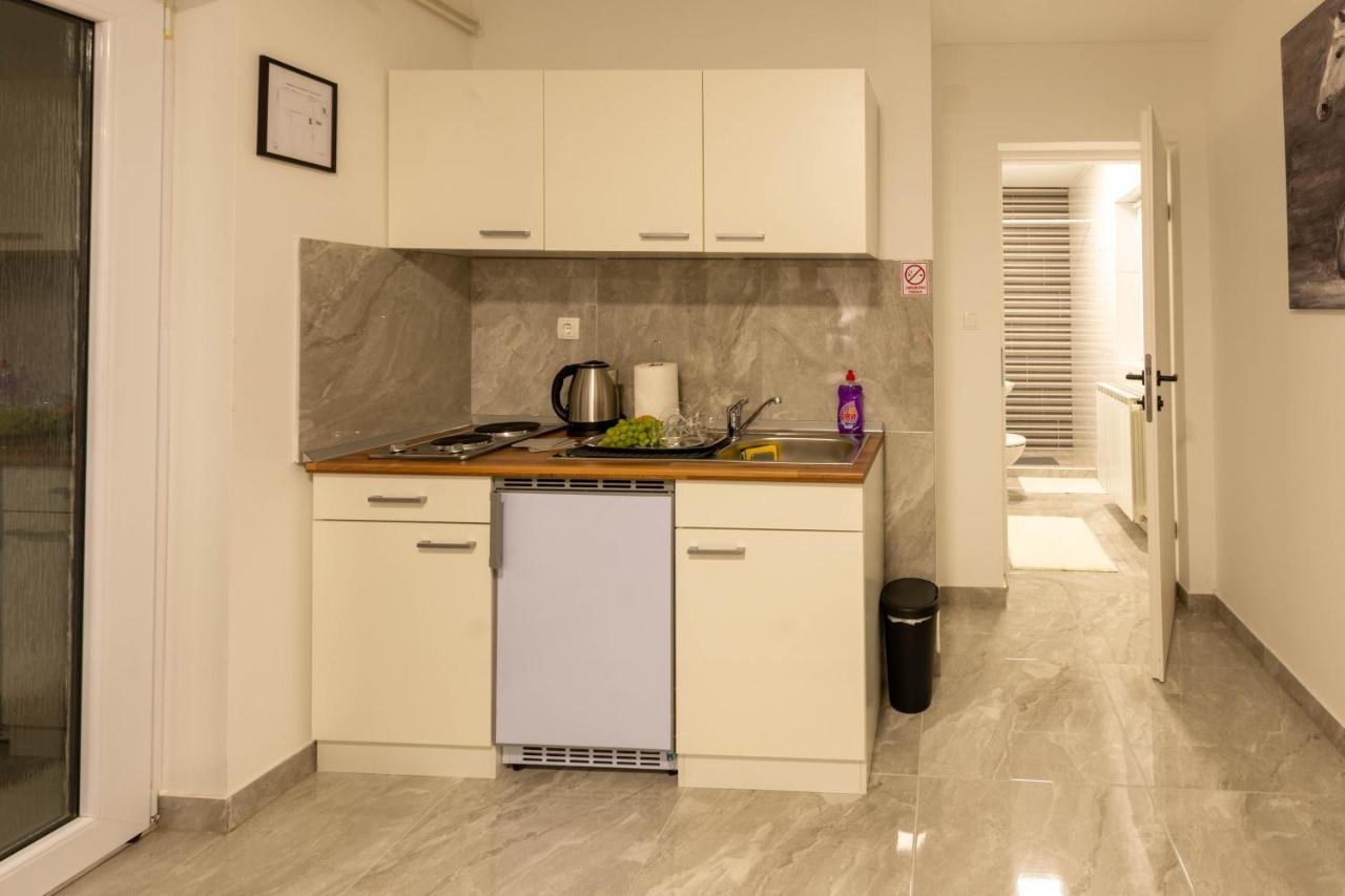 Apartmani Sun & Moon بييلوفار المظهر الخارجي الصورة